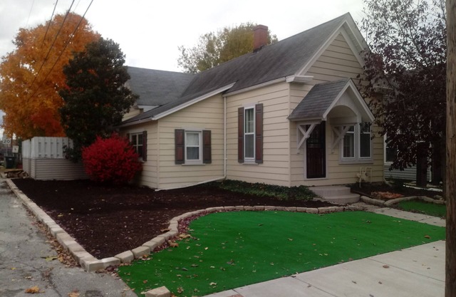 AlpenRose #2 Jacuzzi City Bar