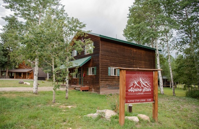 Alpine Star Lodge - Roam Property Management