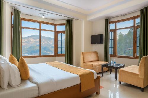 Alps Sunshine Regency - A Beautiful Hotel in the Clouds towards Snow Capped Mountains