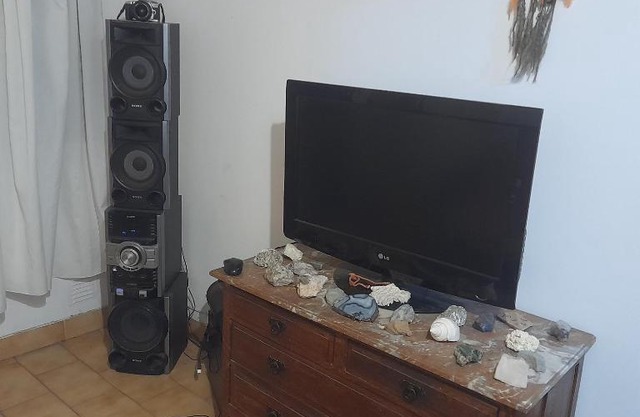 Alquiler de casa en zona centro, una habitacion cama doble y futom