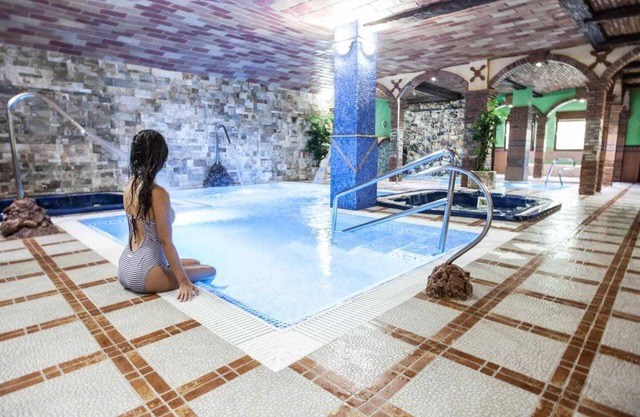 Altillo rural lodging for 2 people with spa and pool