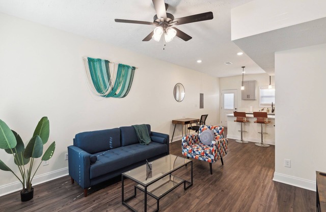 Alto K4 I Cozy & Comfy I Gym I Parking I Pool