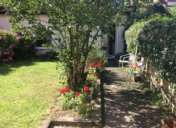 Altstadt Bonn mit eigenem Parkplatz und Garten