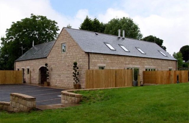 ALVETON, family friendly, with open fire in Farley Near Alton Towers