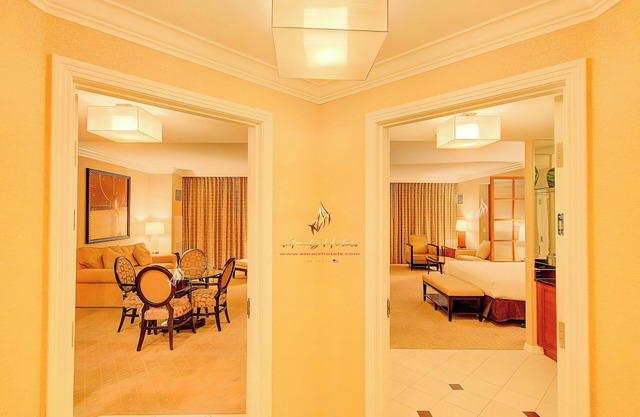 Amalz # 4, MGM Signature 2 Bedroom 3 Bathroom Balcony Suites !