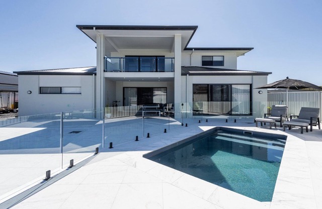 Amaraoo Oasis, TOP NOTCH