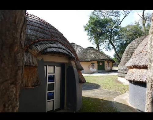 Amathalente zulu village
