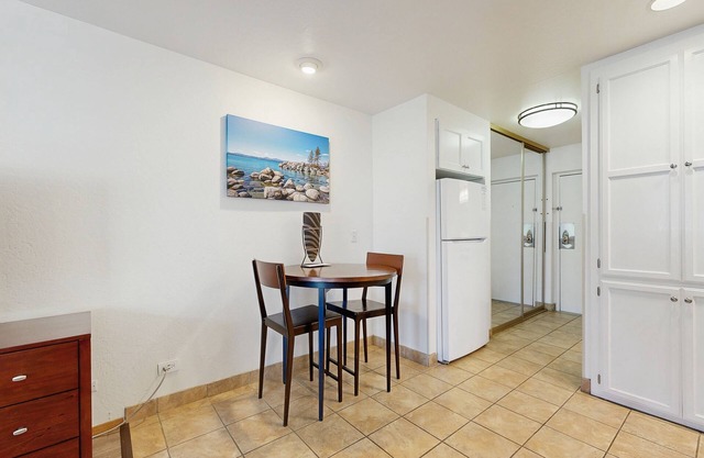 Amazing amenities, pool views, and a privileged location near Heavenly await