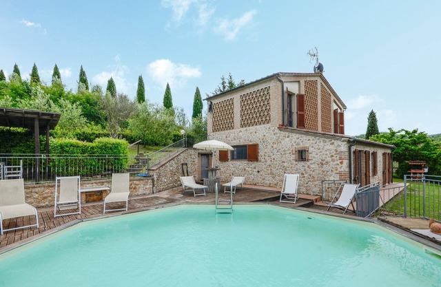 Amazing apartment in Casole d'Elsa