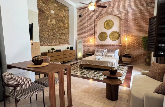 Amazing experience in Casco Viejo historical site 3