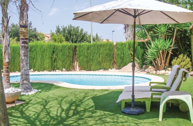 Amazing home in Riba-Roja de Túria