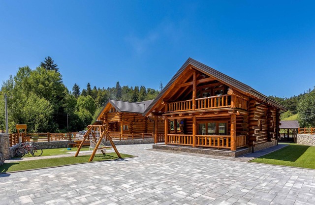 Amazing home in Fuzine with sauna