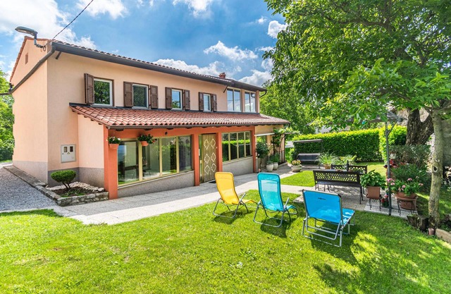 Amazing home in Stanjel with kitchen