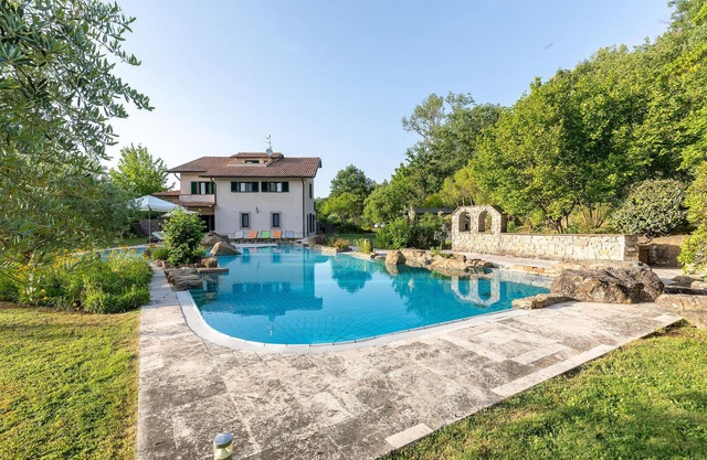 Amazing home in Umbertide with kitchen