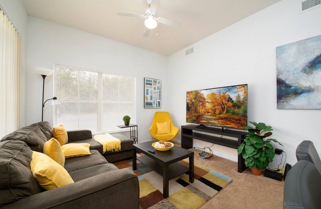 Amazing Home near Disney/4 Pools/Gym/Pet Friendly 🏠