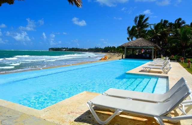 Amazing ocean front apartment !