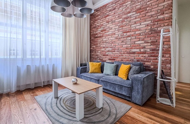 Amazing OLD TOWN one-bedroom apartment