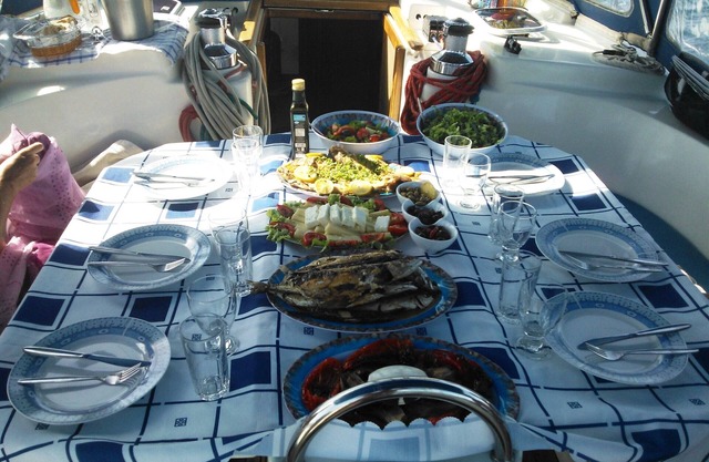 Amazing onboard stay and Lazy sailing cruises!