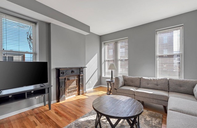 Amazing Soulard STL Unit, 713a