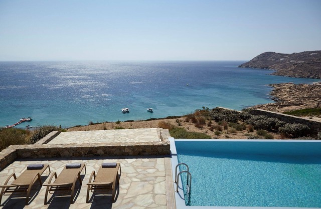 Amazing view Mykonian Villa with 5 bedrooms and pool