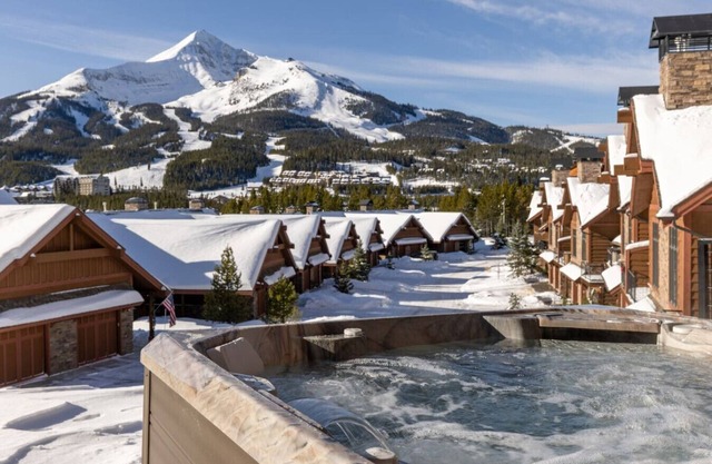 Amazing Views - Close to it All!