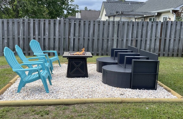 Amazing Views on the Pond