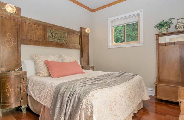 Ambassador Suite at Newaygo Bed & Breakfast