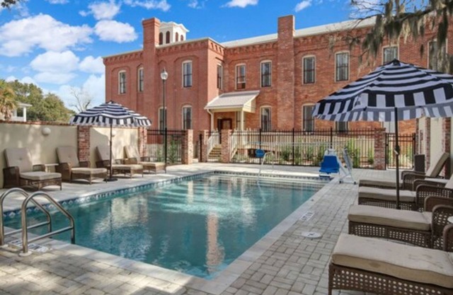 Amelia Schoolhouse Inn