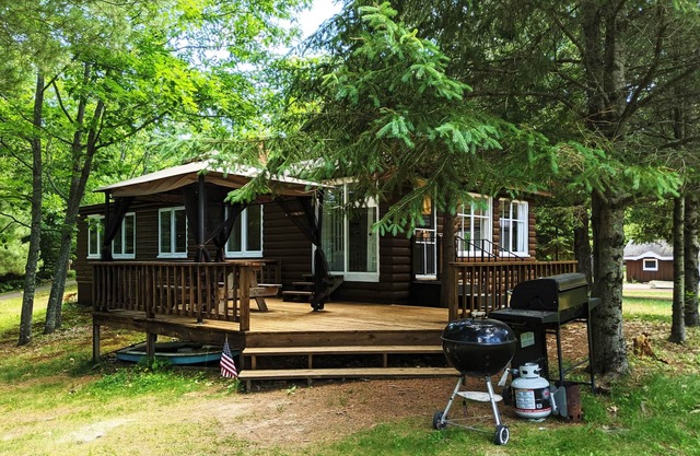 Amenities & Resort Access Included, Cabin 13