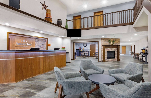AmericInn by Wyndham Pella