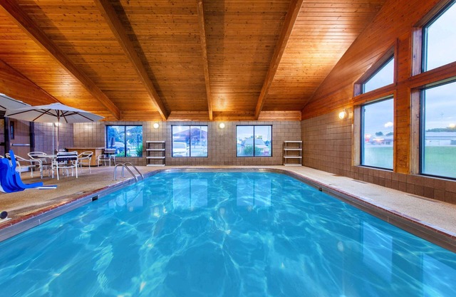 AmericInn by Wyndham Willmar