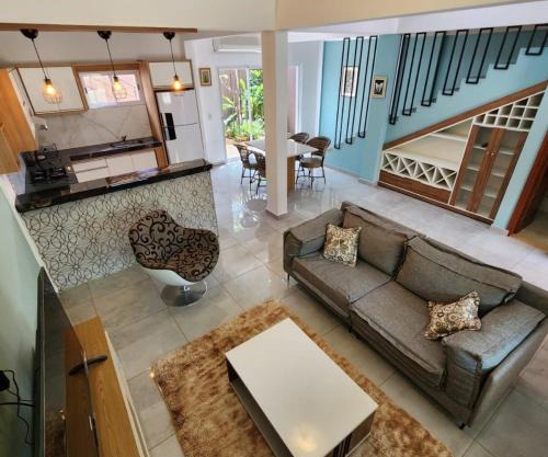 Amplia y Moderna Casa, en inmejorable ubicación