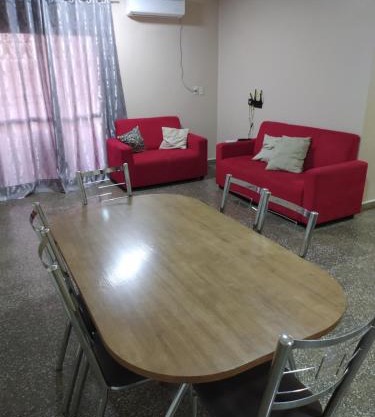 Amplio apartamento a pasos de los principales centros de compras