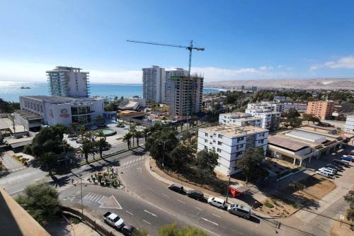 Amplio Departamento Central Piso 11 Frente Casino Luckia