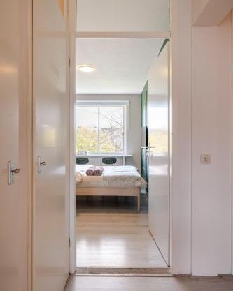 Amsterdam Centraal in 10 minutes - nearby metro