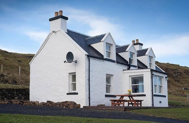 An Creagan Is A Luxury 4 Star Self-catering Cottage With Spectacular Sea Views