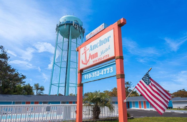 Anchor Inn by Oak Island Accommodations