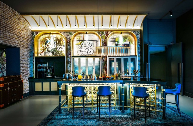 ANDAZ LONDON LIVERPOOL STREET, BY HYATT