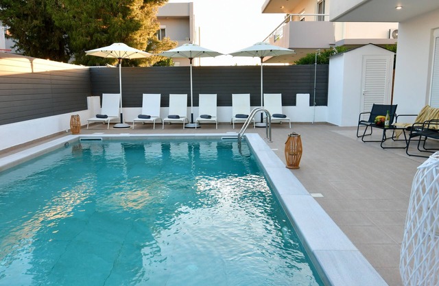 Angels Villa in Kremasti near the Beach