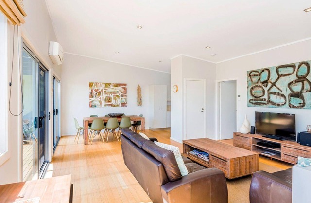 Angourie Blue 7 - A picturesque holiday rental nestled in the stunning landscape of Angourie