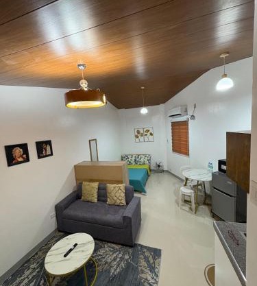 AnnEs Pad, Modern Studio Near Clark Pampanga