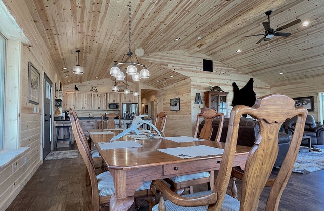 AO Ranch- Mountain Property with Elaborate Views