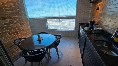 Ap frente mar com ar-condicionado e varanda gourmet