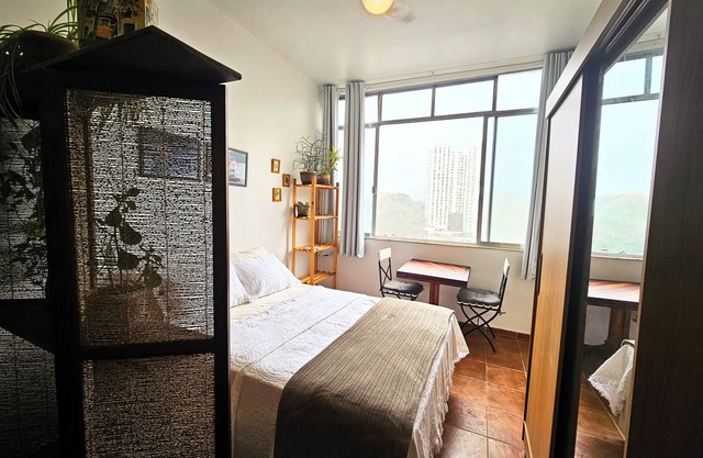 Apartment with beautiful view of Laranjeiras Christ the Redeemer