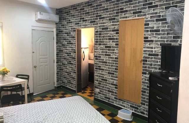 APARTA-ESTUDIO EN LA ZONA COLONIAL