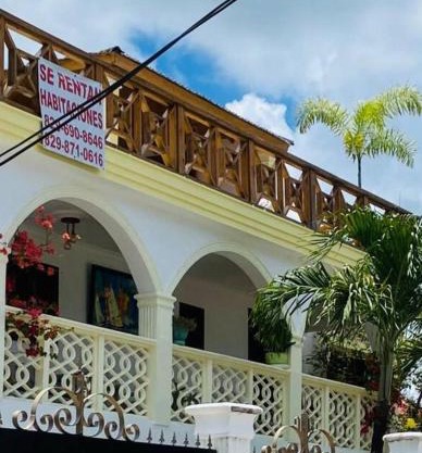 Aparta hotel vista al mar