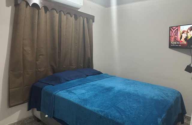 Apartamento 2 habitaciones, Tegucigalpa, Lavandería, AC, Wifi, Netflix, garaje.