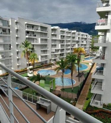 Apartamento alto verde