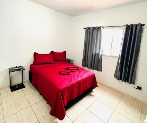 Apartamento amplo e próximo à UNESP