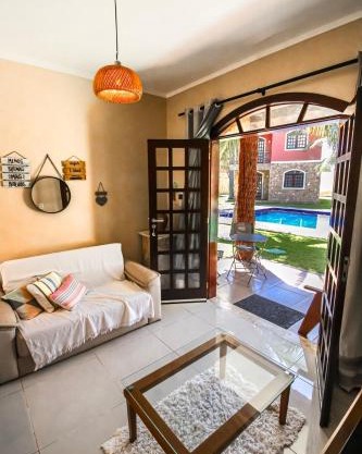 Apartamento Charmoso com Piscina Ampla e Natureza